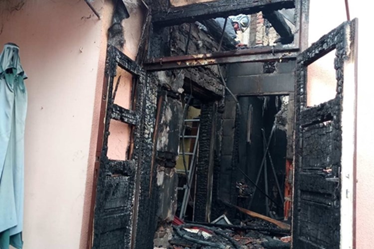 Otkriven uzrok požara u Šumeću: Dimnjak kriv za urušavanje